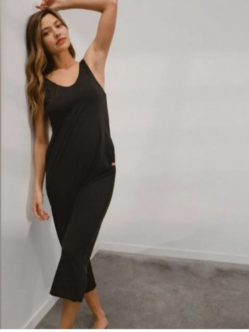 LUNYA pima cotton double v jumpsuit cropped lounge black size S